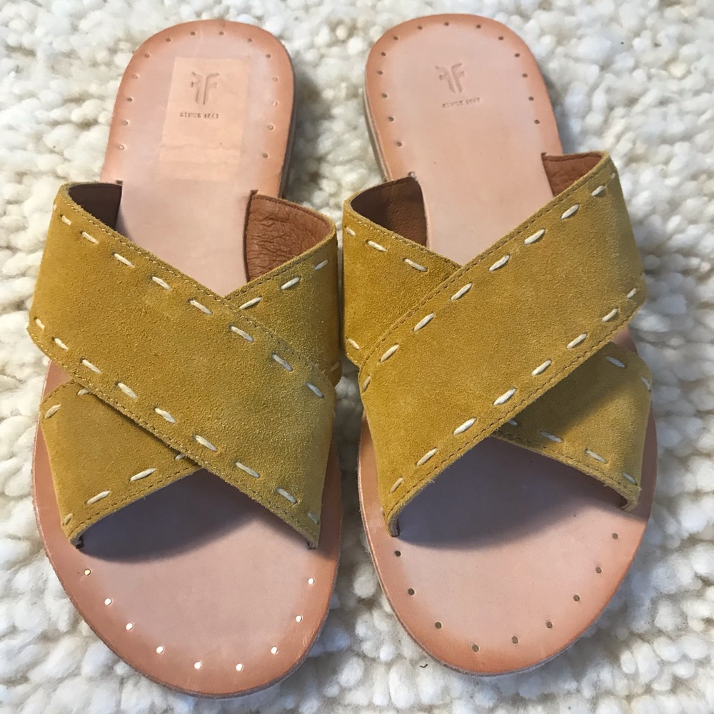Frye Avery Pickstitch Slide Sandal 9M NWT Yellow